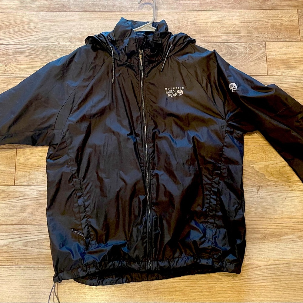 Mens mountain hardwear windbreaker